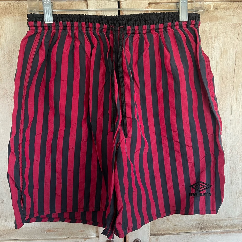 Vintage UMBRO men’s shorts (medium)